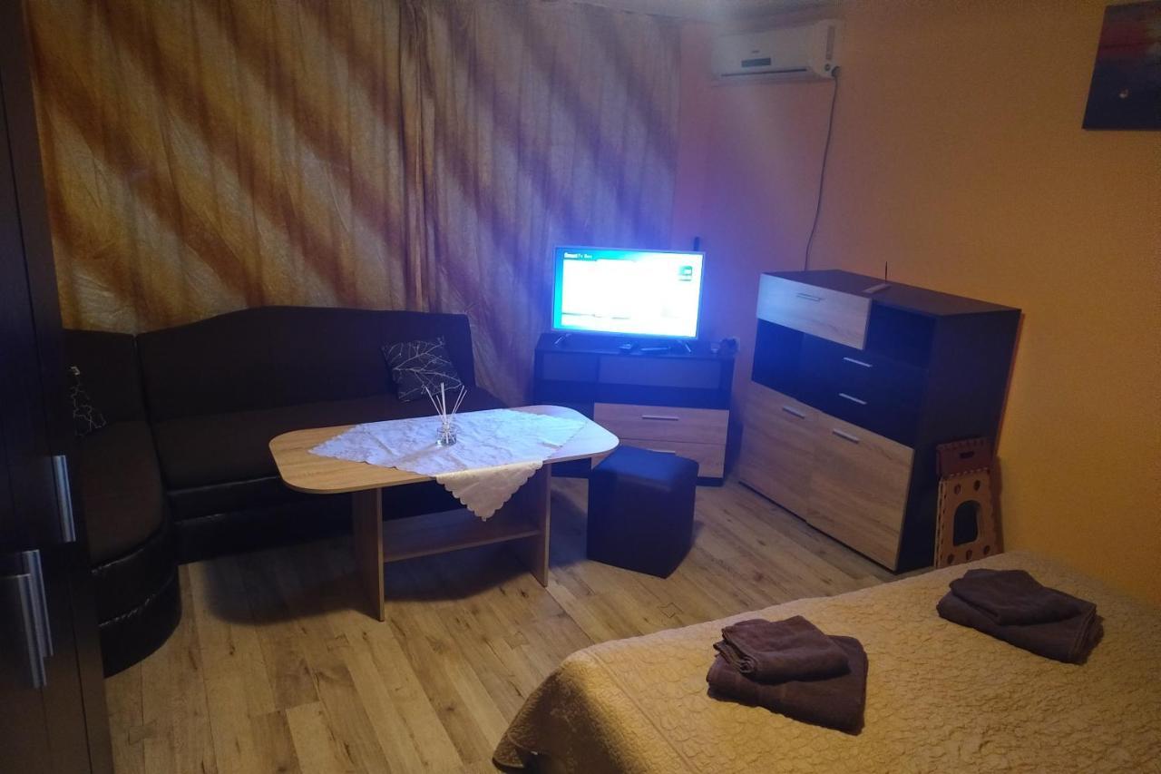 Apartament Edelvais Varna Bagian luar foto